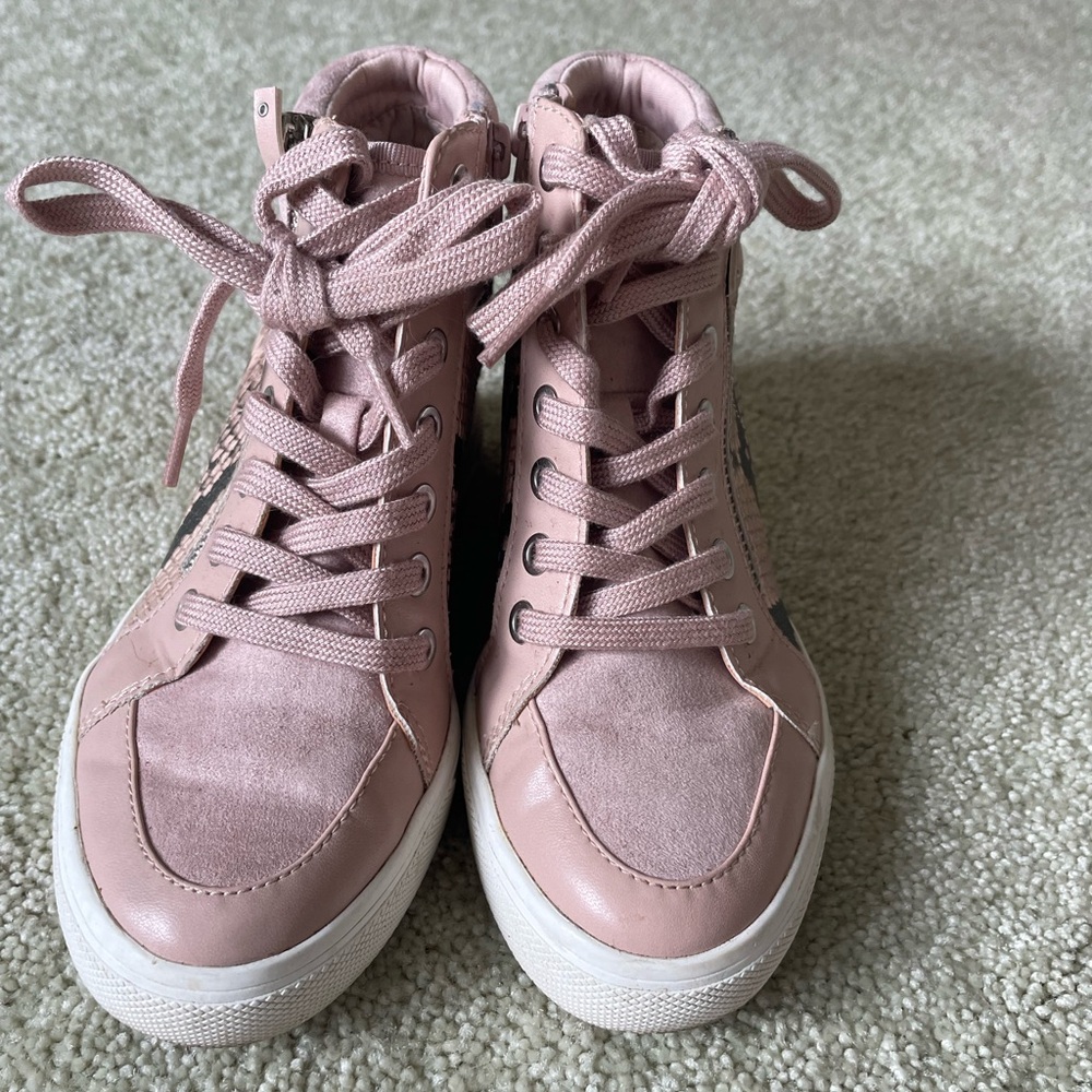 High top sneakers